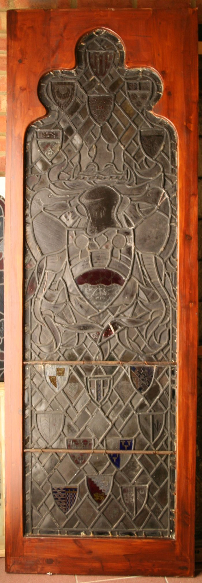 Ref: Ed311 - Edwardian Stained Glass Window - "Cambridge University Coat of Arms" - Image 8