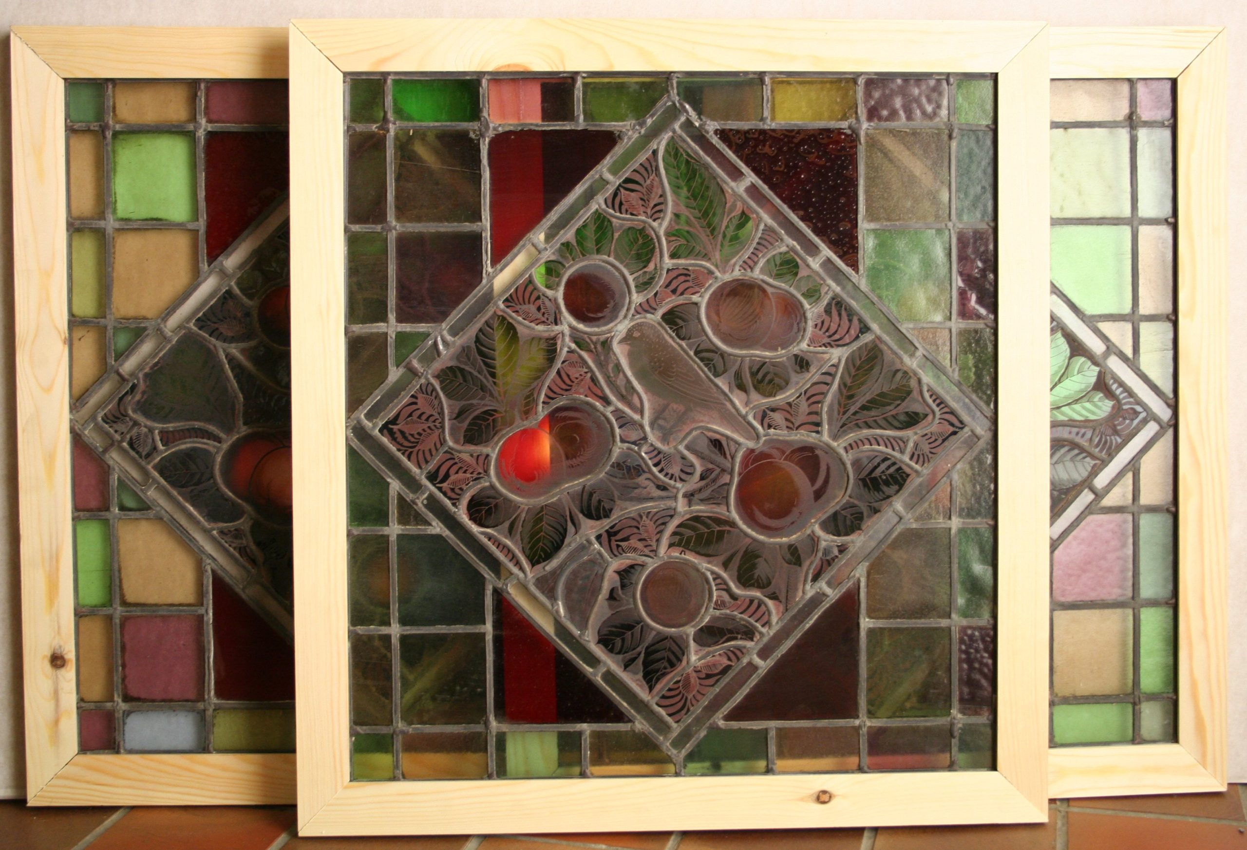 Ref: Vic460 - 2 Antique Victorian Stained Glass Windows - "Dicky Birds & Apples" - Image 6