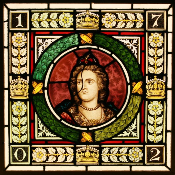 Ref: Vic508 - 2 Antique Victorian Stained Glass Windows - "Queen Mary & Queen Anne" - Image 4