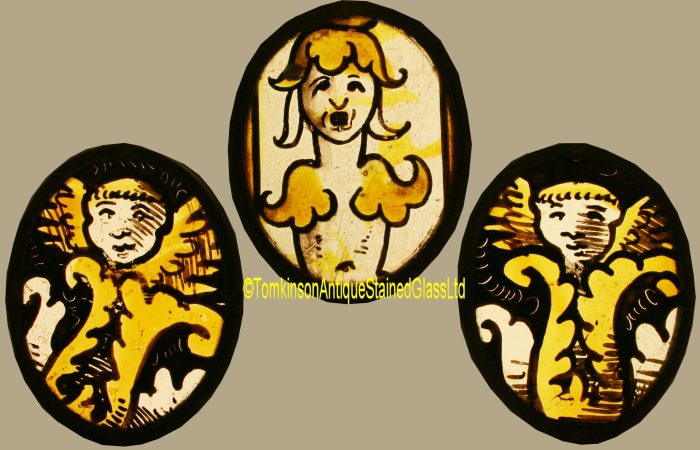 Ref: Ron439 - Roundels – 3 Antique Stained Glass Panels - 16th Century - Image 2