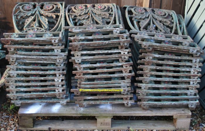 Ref: Ant116 - Antiques - 20 Cast-iron Balustrades - Image 7