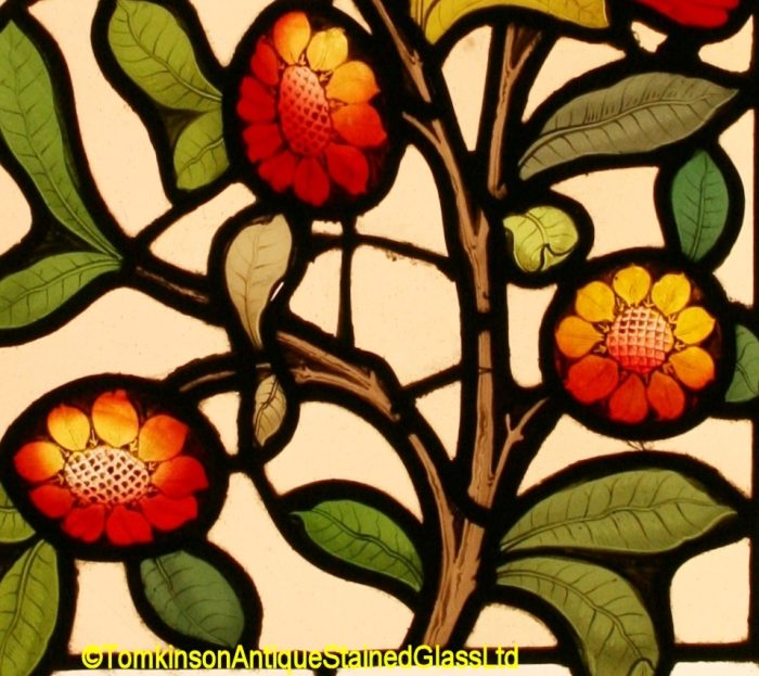 Ref: Vic621 - Victorian Stained Glass Window - Daisy Flowers - Image 4